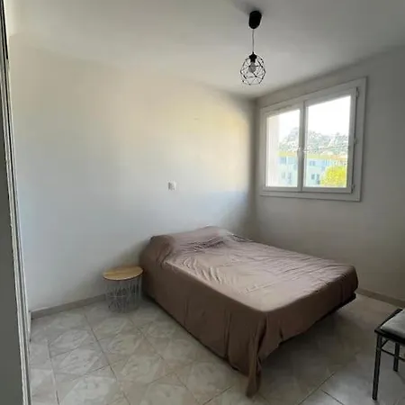 Avec 3 Apartamento